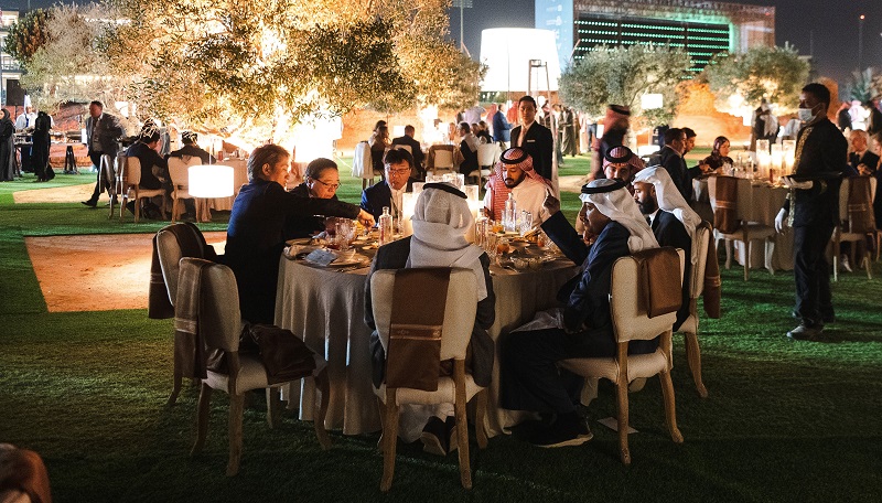 عشاء النجوم