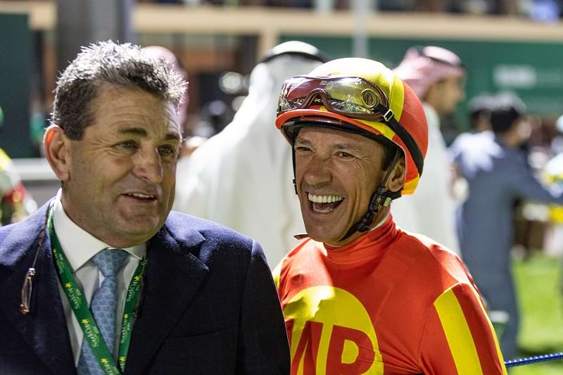 RS12592_25.2.23__Saudi Cup 2023_JIMMY BARNES AND FRANKIE DETTORI_web.jpg