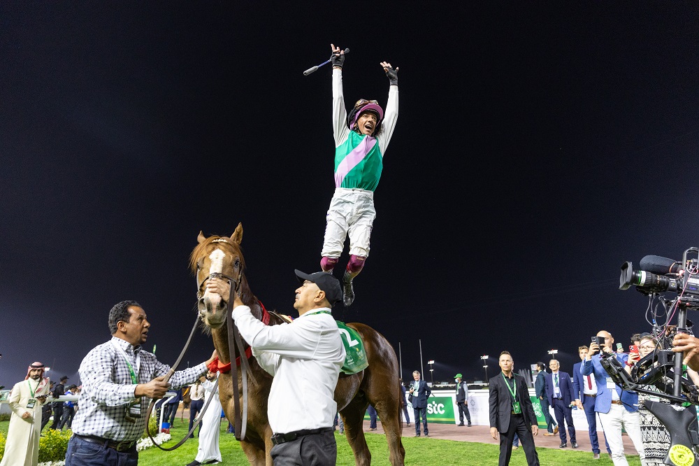 RS12451_25.2.23__Saudi Cup 2023_RACE 7_ELITE POWER_FRANKIE DETTORI_Neville Hopwood-0806 racing victory jockey_web.jpg