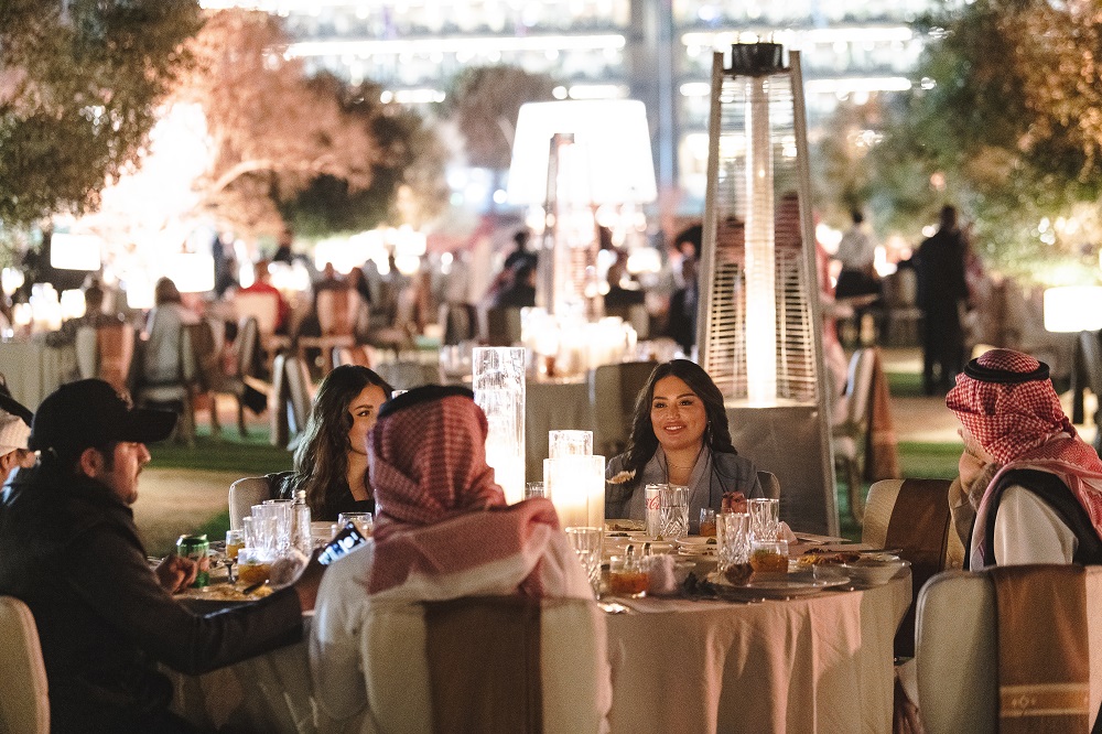 RS11384_230223_SaudiCup_DinnerUndertheStars_PaulMcMillan_0145 ent social hospitality saudi cup_web.jpg